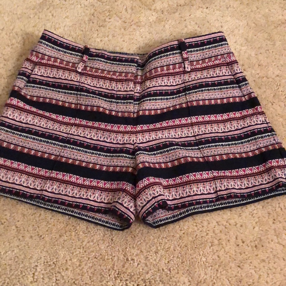 Vacation Season 🩳 Short sale🩳 Loft Striped Shorts